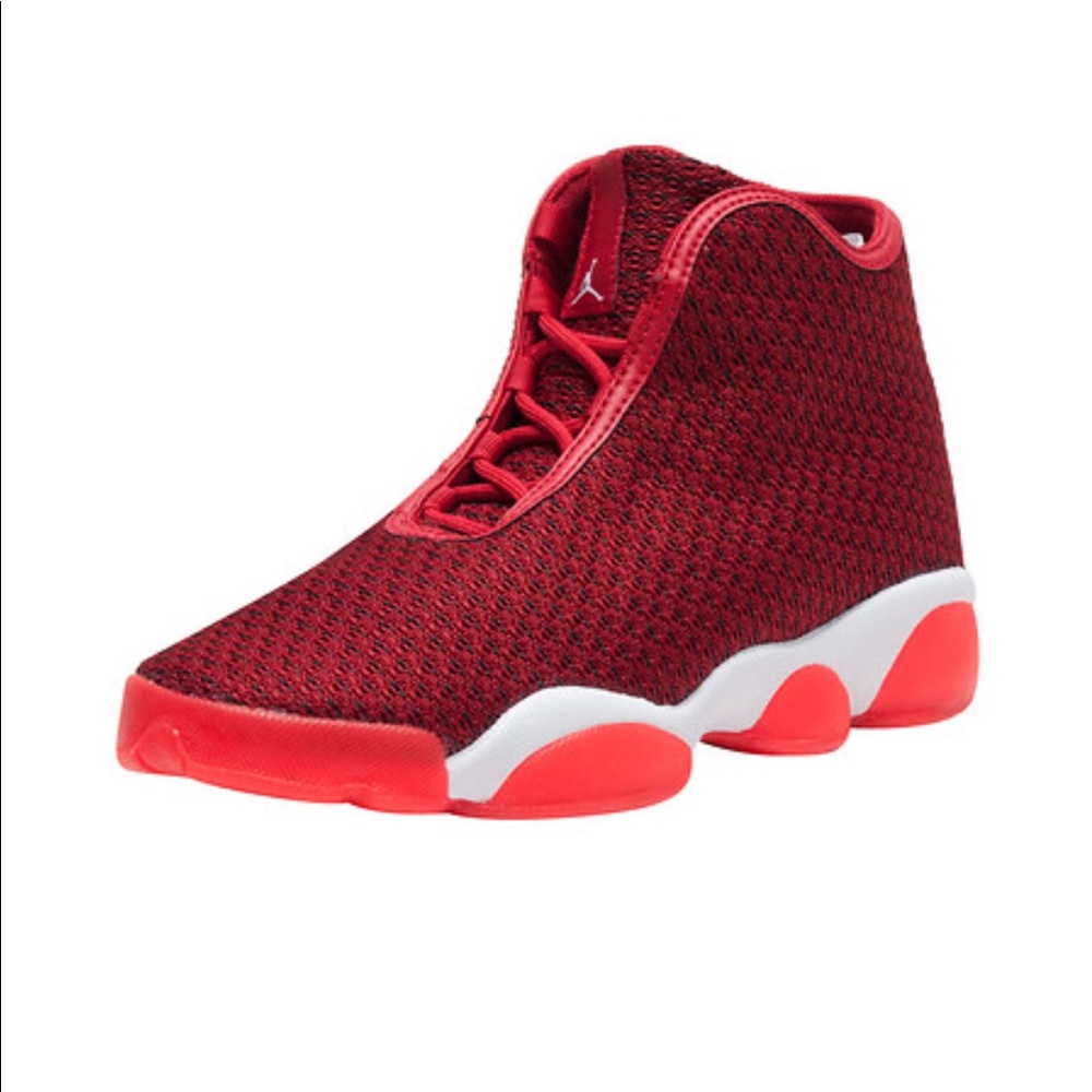 Jordan Horizon Size 8.5 Women, 6.5 Men
